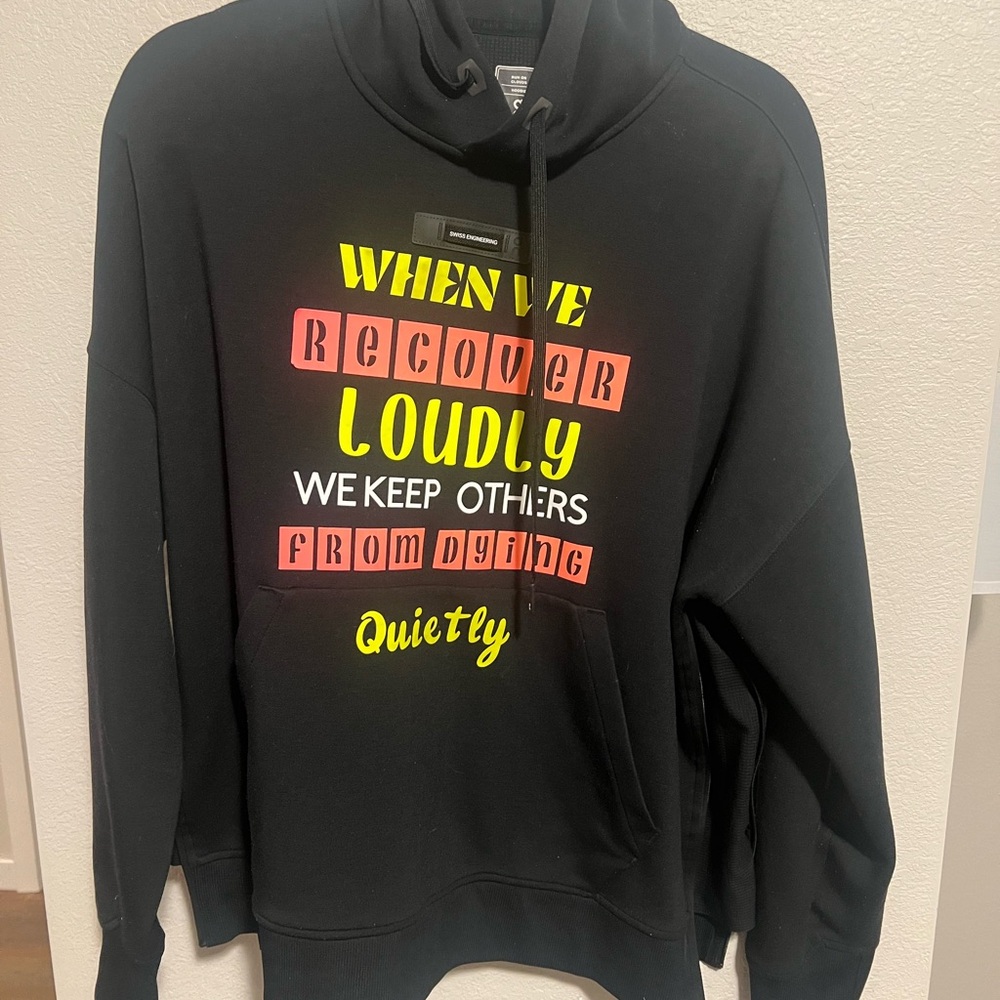 On Running Women's Run On Clouds Hoodie - Black